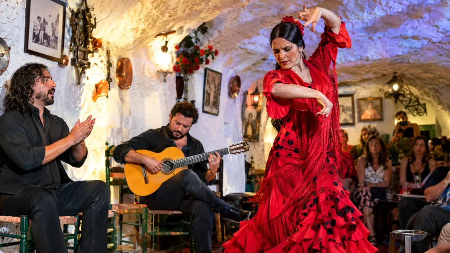 Flamenco Caves of Sacromonte: The Ultimate Guide